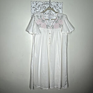 EVE STILLMAN SAKS 5th Ave MEDIUM Nightgown Short Sleeves Embroidery Beaded